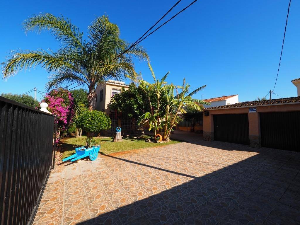 Resales - Villa - Denia - LES MARINES