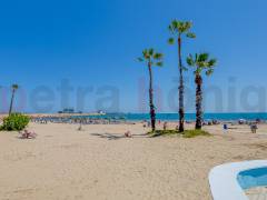 Resales - Apartment - Torrevieja - Playa De Los Náufragos