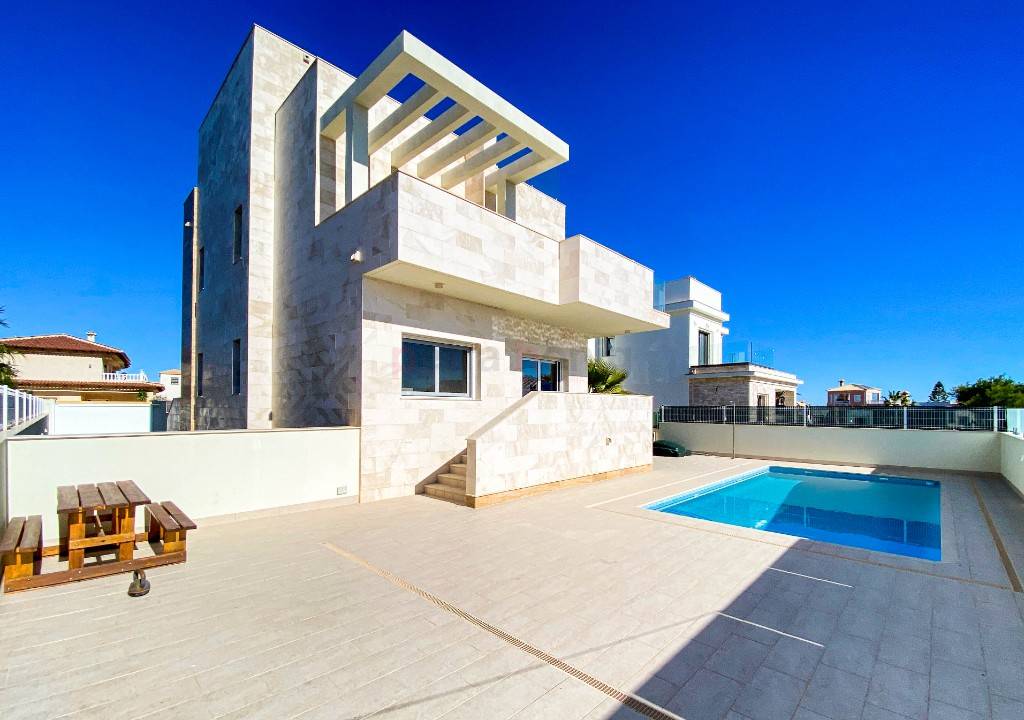 A Vendre - Villa - La Zenia