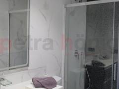 Resales - Apartment - Guardamar del Segura - Urbanizaciones