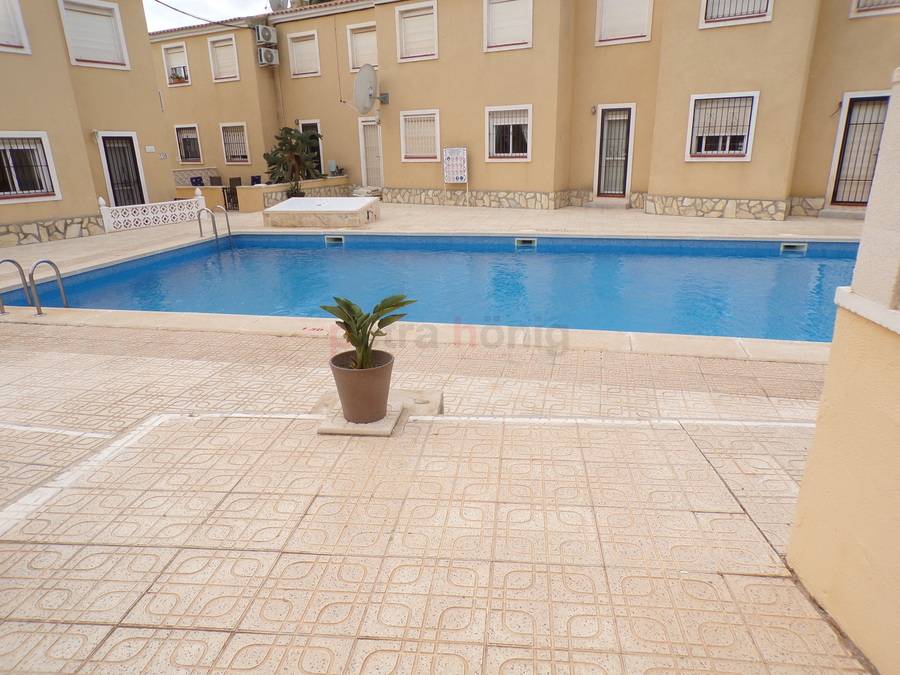 Resales - Apartment - Villamartin