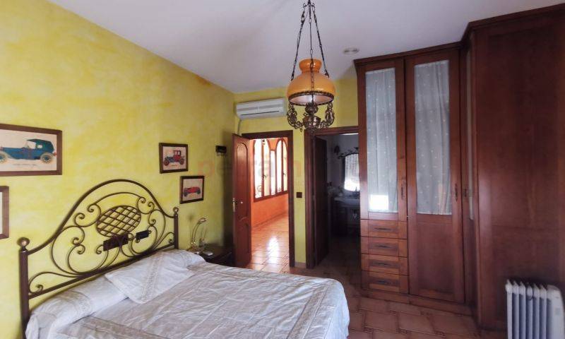 Resales - Villa - 