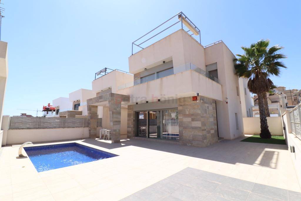 Resales - Villa - San Miguel de Salinas - Blue Lagoon