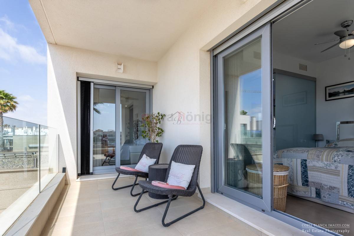 Resales - Villa - Orihuela Costa - Vistabella golf