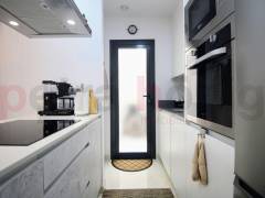 Resales - Appartement - Torrevieja - Estacion de autobuses