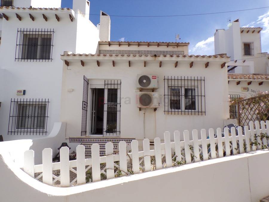 Resales - Apartment - Villamartin