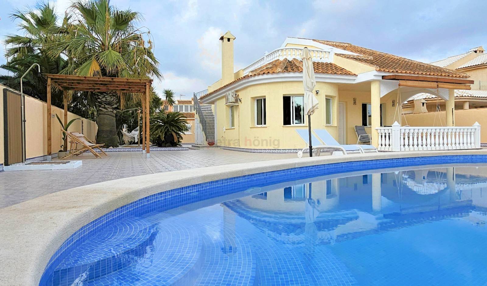 Resales - Villa - Other areas - ESTRELLA DE MAR