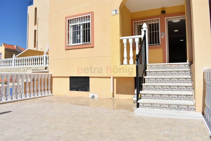 Resales - Apartment - Villamartin