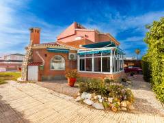 Gebrauchtobjekte - Einfamilienhaus - Torrevieja - Torreta florida