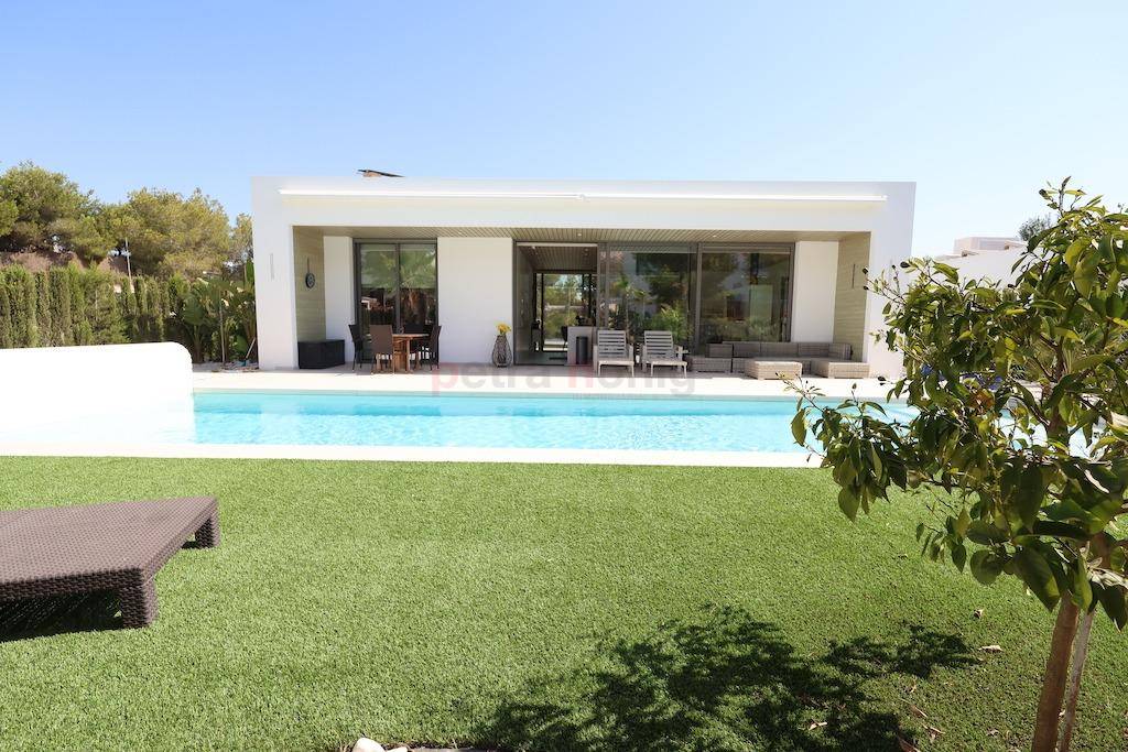 Resales - Villa - Orihuela Costa - Las Colinas Golf