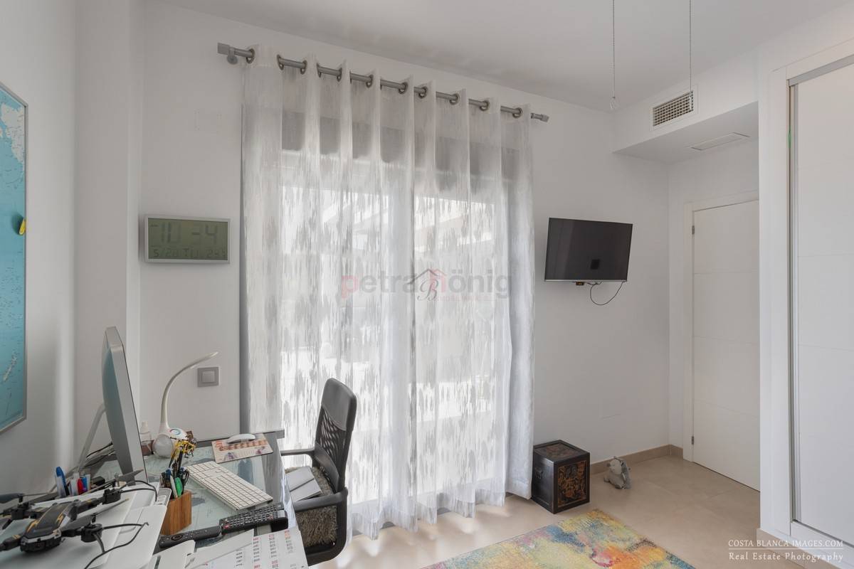 Resales - Villa - Orihuela Costa - Vistabella golf