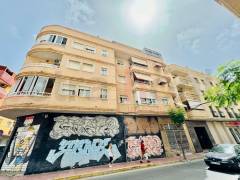 Resales - Apartment - Torrevieja - Playa del Acequion