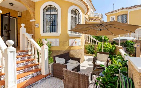 Villa - Resales - Orihuela Costa - Orihuela costa