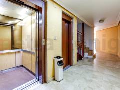 Resales - Apartment - Torrevieja - Playa De Los Náufragos