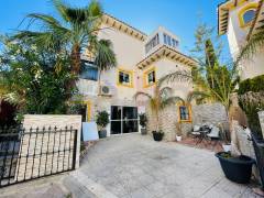 Resales - Villa - Orihuela Costa - Playa Flamenca