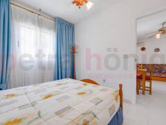 Resales - Bungalow - Torrevieja - Playa De Los Náufragos