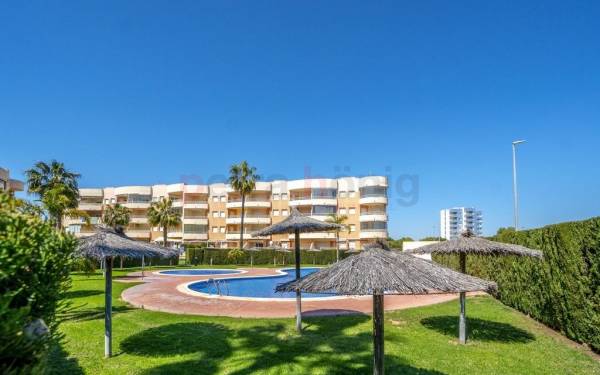 Appartement - A Vendre - Orihuela Costa - Campoamor