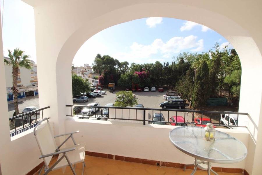 Resales - Apartment - Villamartin