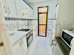 Resales - Apartment - Torrevieja - La Veleta