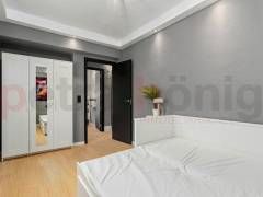 Resales - Apartment - Torrevieja - Centro