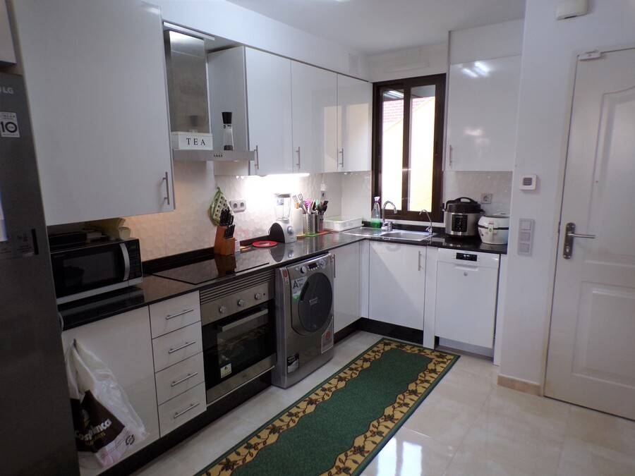 Resales - Apartment - Villamartin