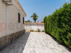 Gebrauchtobjekte - Einfamilienhaus - Torrevieja - Los Balcones