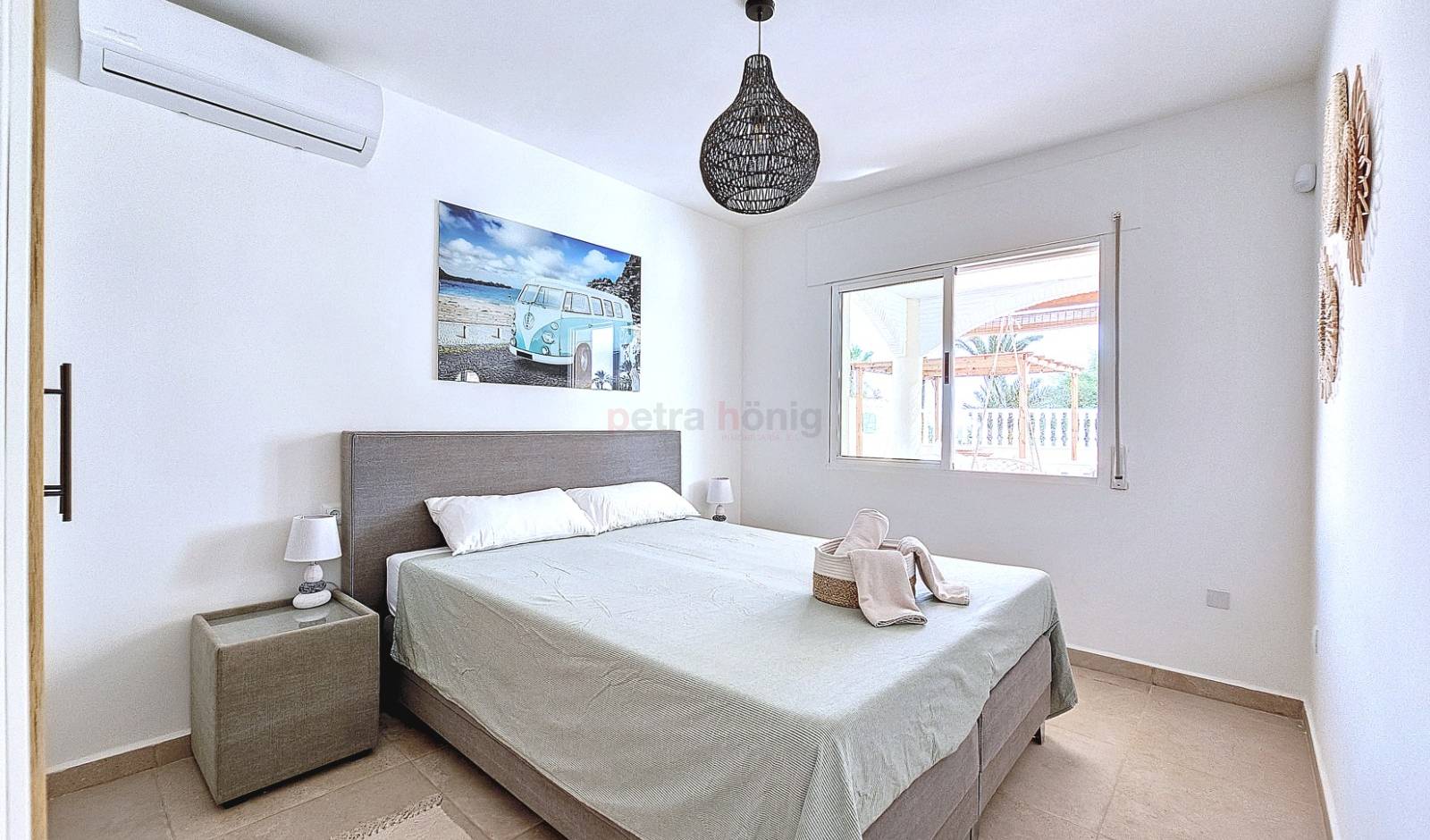 Resales - Villa - Other areas - ESTRELLA DE MAR