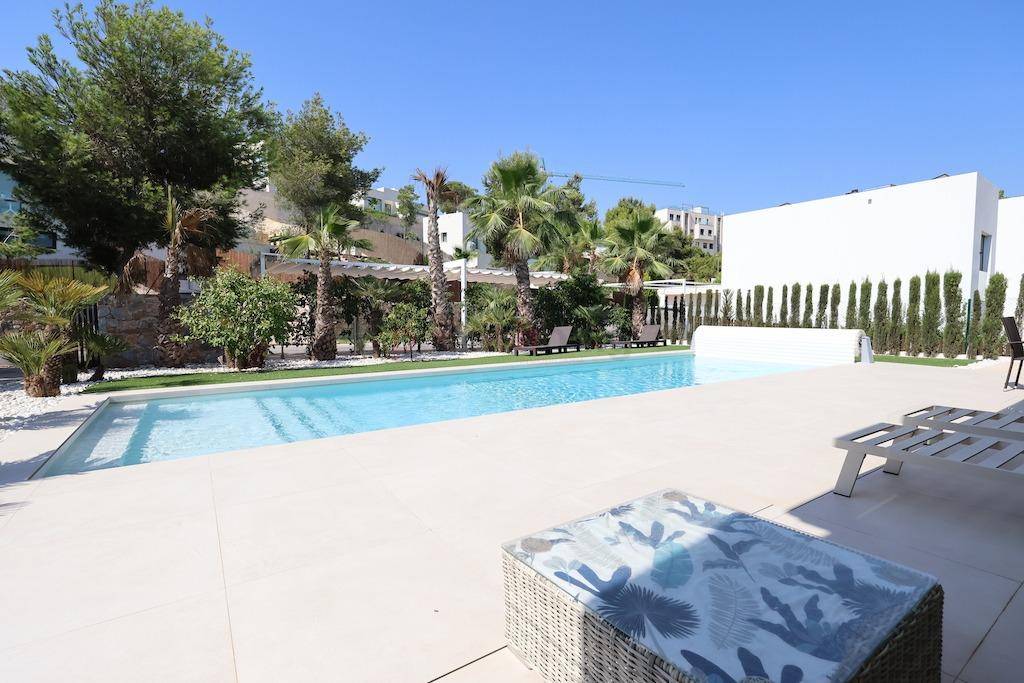 Resales - Villa - Orihuela Costa - Las Colinas Golf