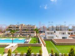 Gebrauchtobjekte - Apartment - Orihuela Costa - Villamartin