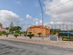 Gebrauchtobjekte - Einfamilienhaus - Other areas - Valverde