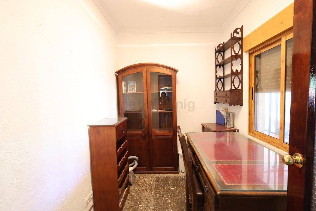 Resales - Villa - Crevillente