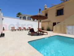 Resales - Villa - Villamartin