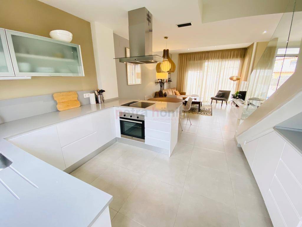 Resales - Villa - Orihuela Costa - Montezenia