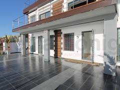 Resales - Villa - Torrevieja