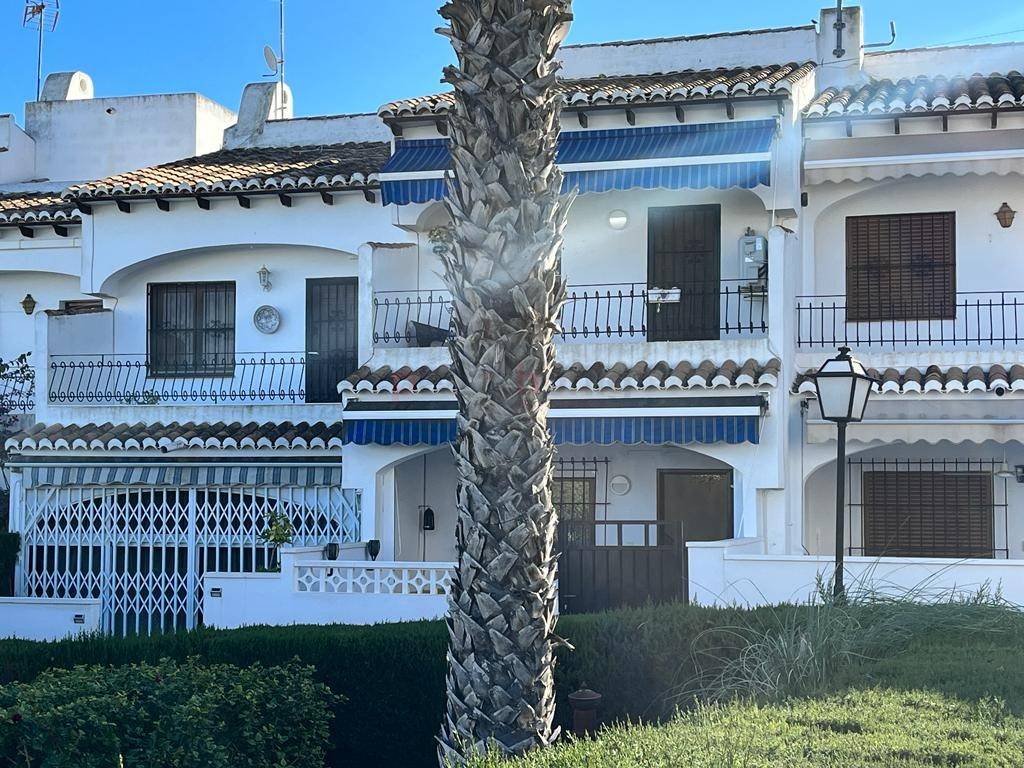 Sale - Tаунхаус - Orihuela Costa - Los Balcones