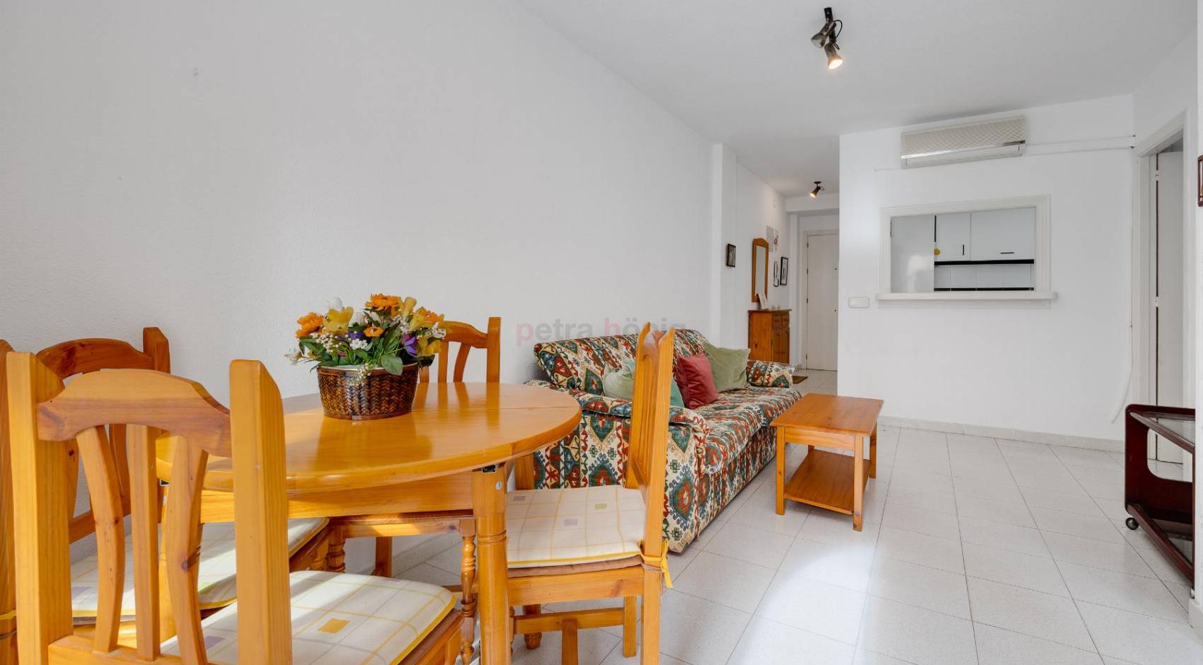 Resales - Apartment - Torrevieja - Playa De Los Náufragos