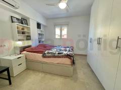 Resales - Apartment - Torrevieja - Playa del Acequion