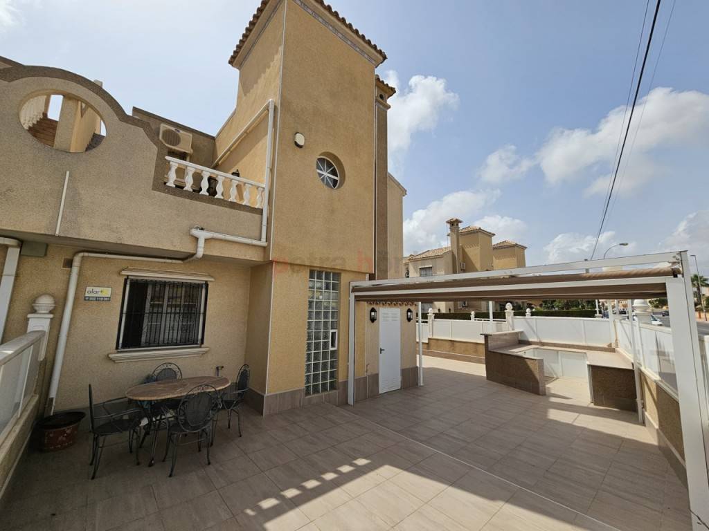 Reventa - Chalet - Orihuela Costa - Orihuela costa