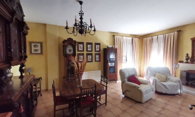 Resales - Villa - 