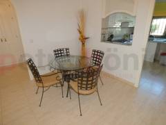 Reventa - Apartamento - Campoamor