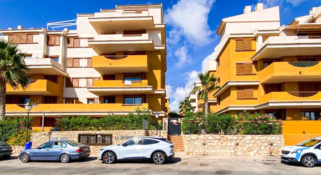 Resales - Apartment - Punta Prima