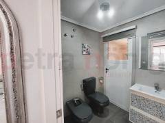 Sale -  квартира - Torrevieja - Paseo maritimo