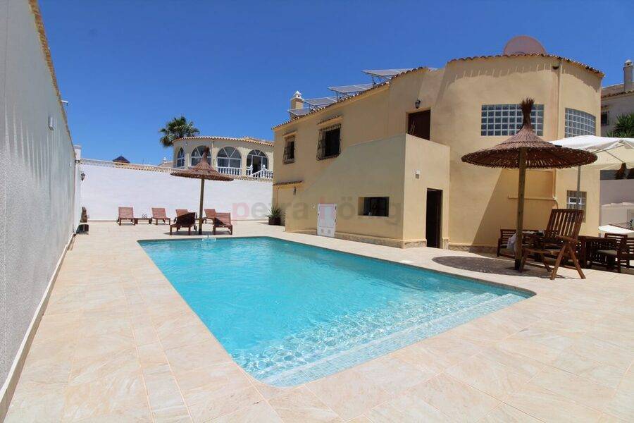 A Vendre - Villa - Villamartin