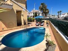 A Vendre - Villa - Orihuela Costa - La Zenia