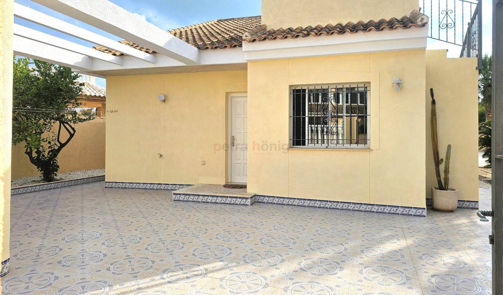 Resales - Villa - Other areas - ESTRELLA DE MAR