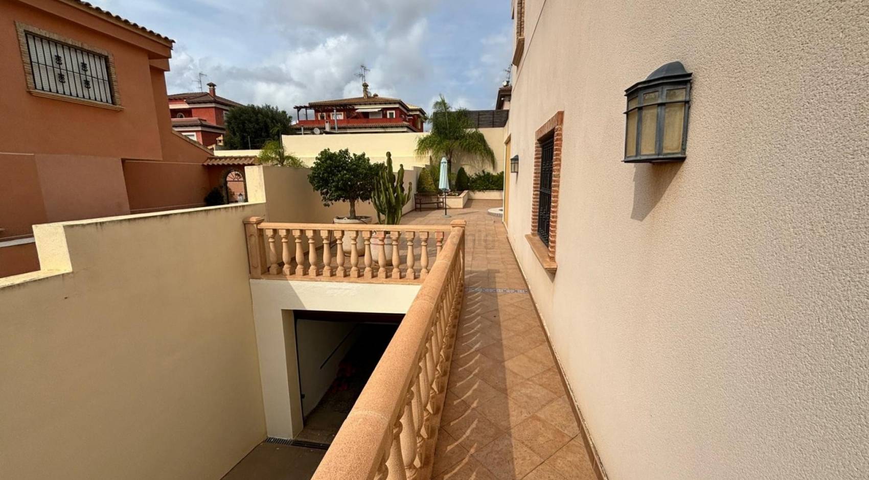 Resales - Villa - Torrevieja Centro - Torrevieja