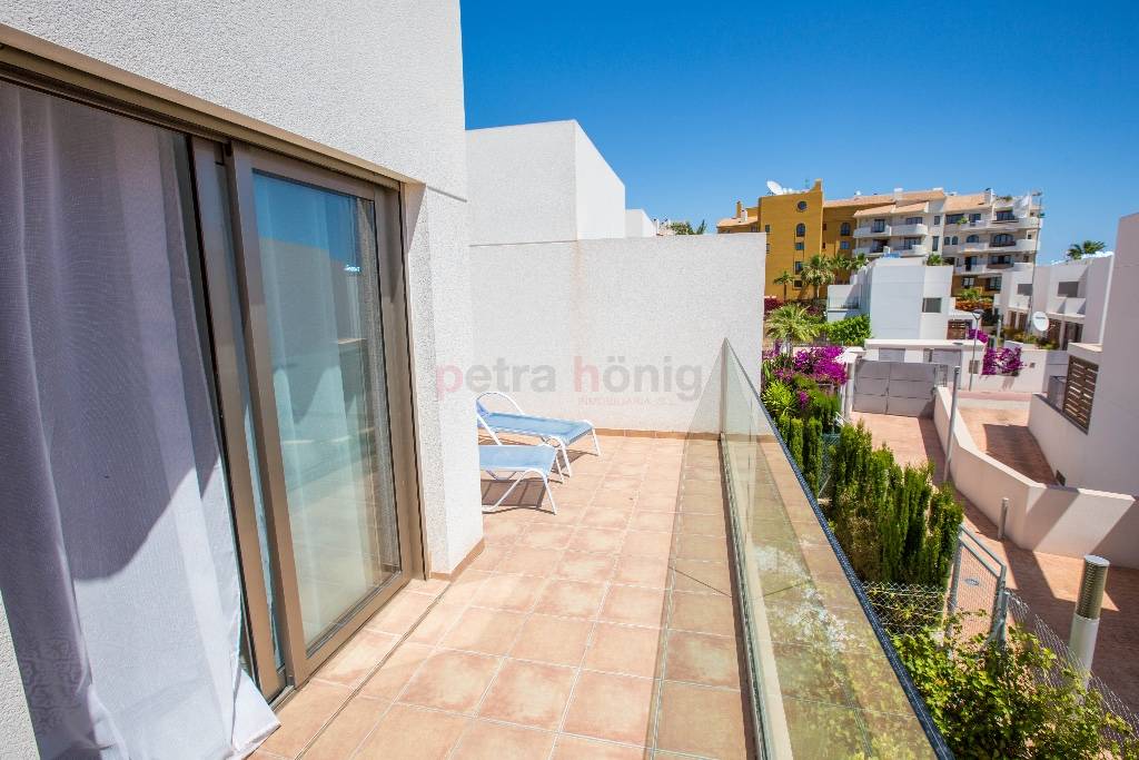 Resales - Townhouse - Punta Prima