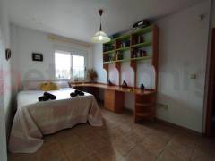 Gebrauchtobjekte - Einfamilienhaus - Torrevieja - Torreta florida