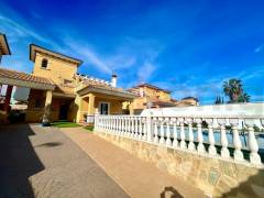 Gebrauchtobjekte - Einfamilienhaus - Orihuela Costa - Cabo Roig