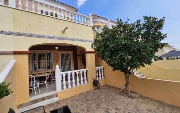 Townhouse - Resales - Villamartin - Villamartin